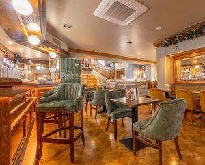 Lounge Bar @ The Ashburn Hotel